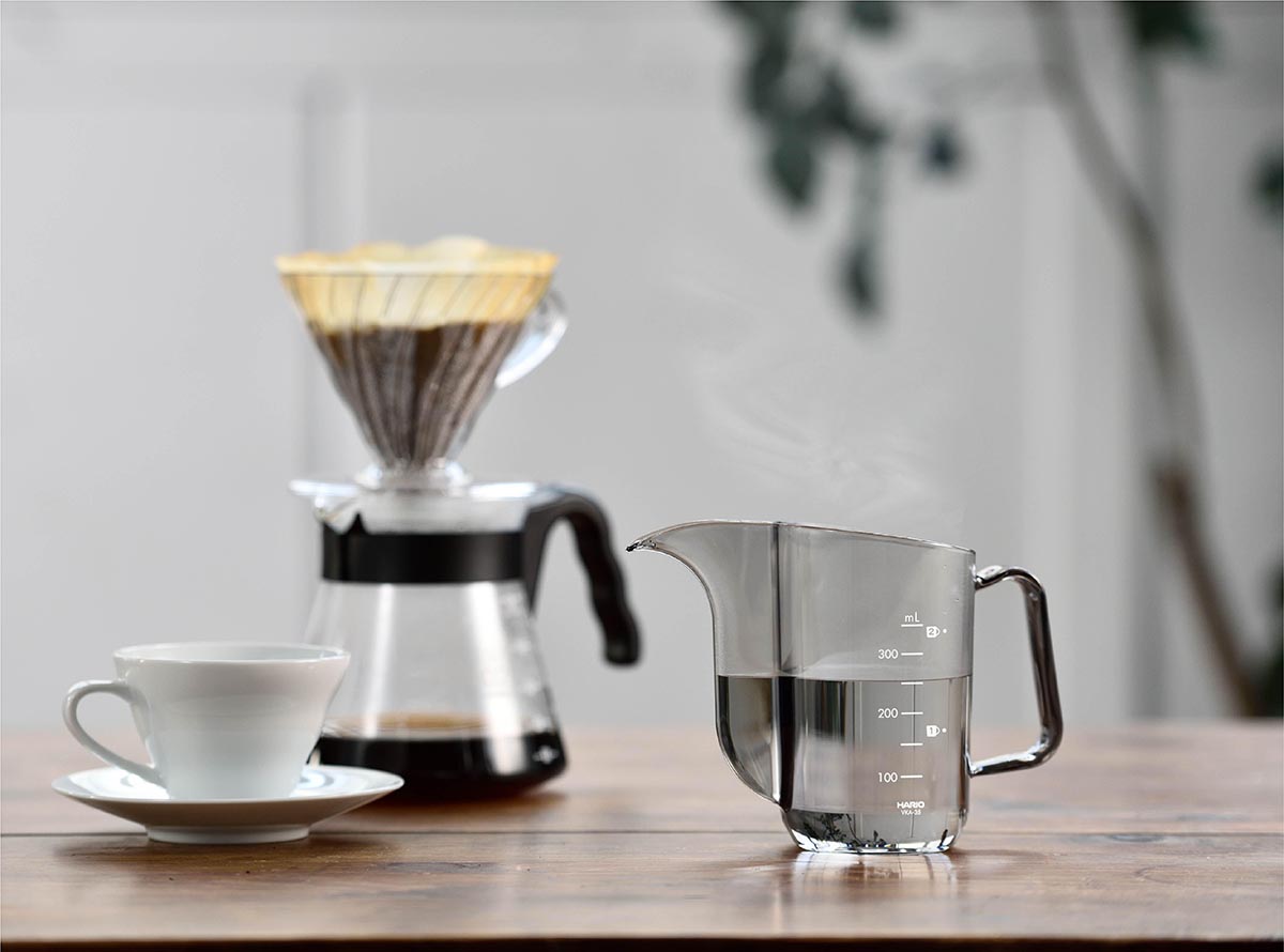 Simply Hario V60 Glass Brewing Kit + Hario V60 Drip Kettle AIR Bundle